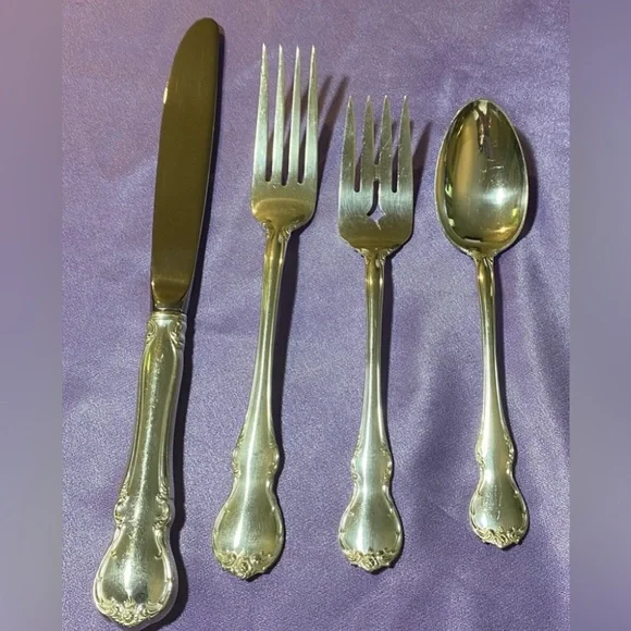 Towel French provincial 4 piece place setting - Picture 2 of 3